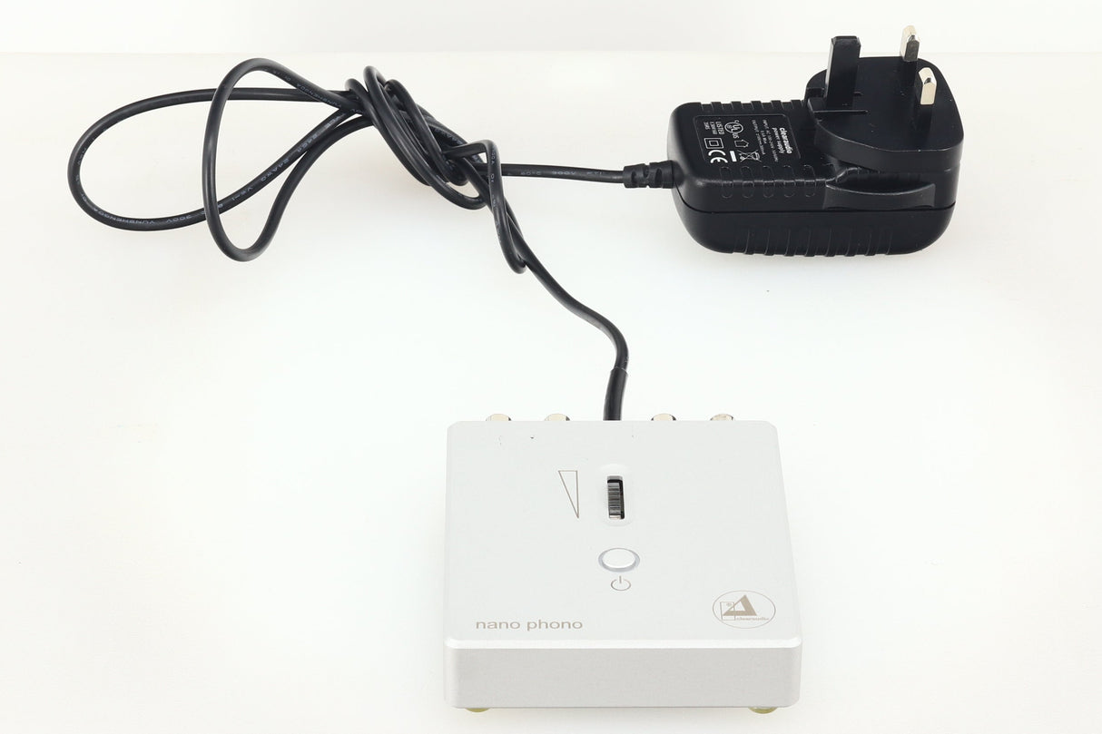 Clearaudio Nano V2 MM/MC Phonostage