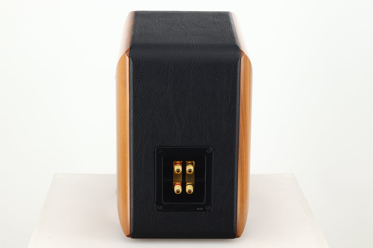 Sonus Faber Concerto Standmount Speakers - Walnut