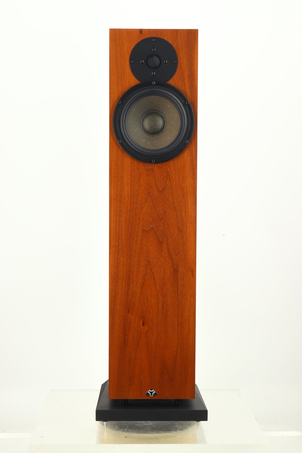 Kudos X3 Floorstanding Speakers - Rosenut