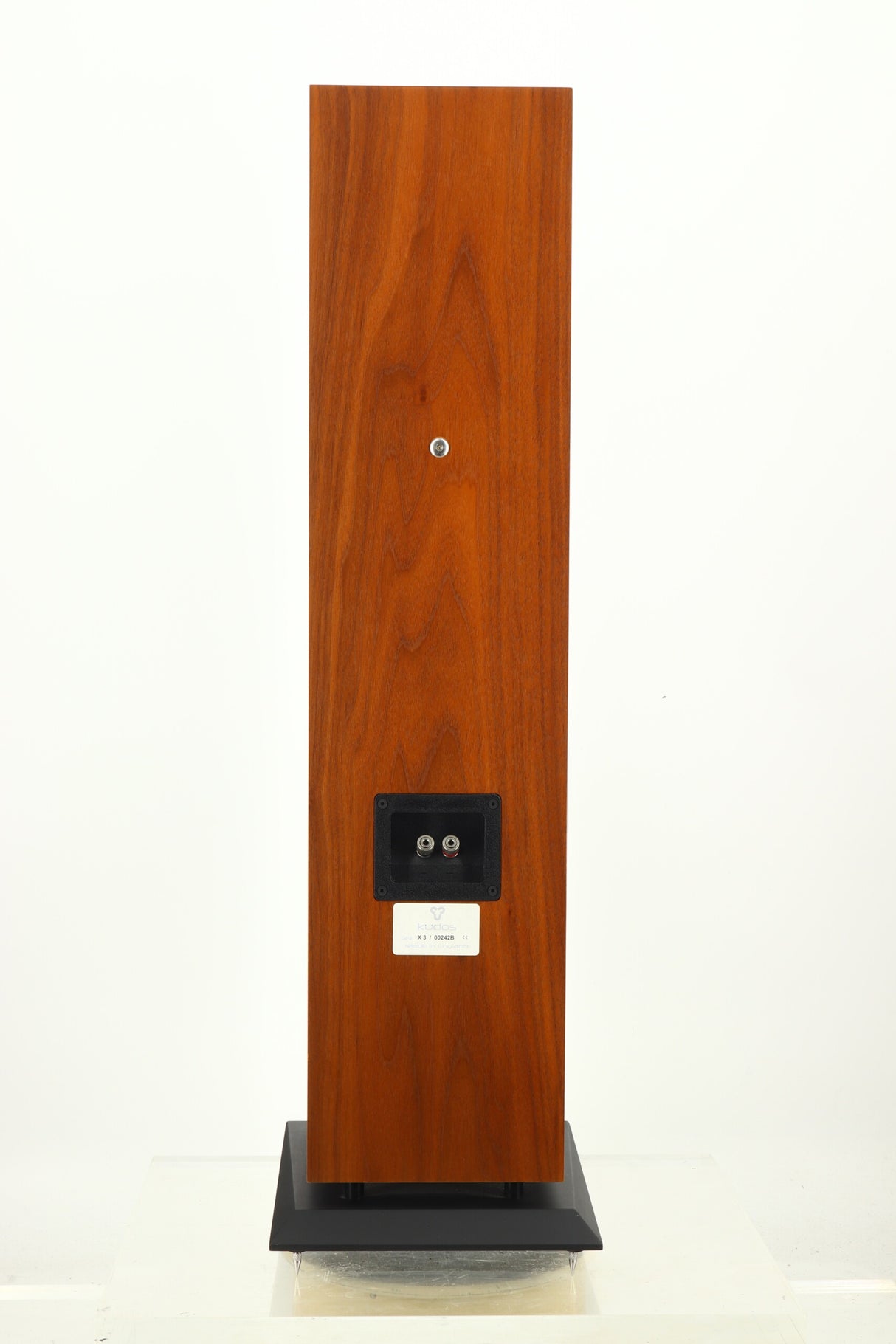 Kudos X3 Floorstanding Speakers - Rosenut