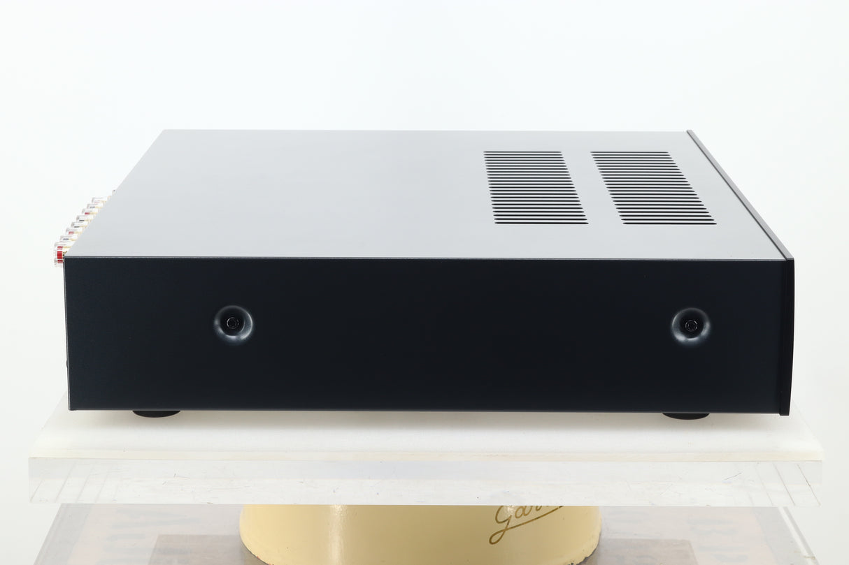 Arcam FMJ A39 Integrated Amplifier