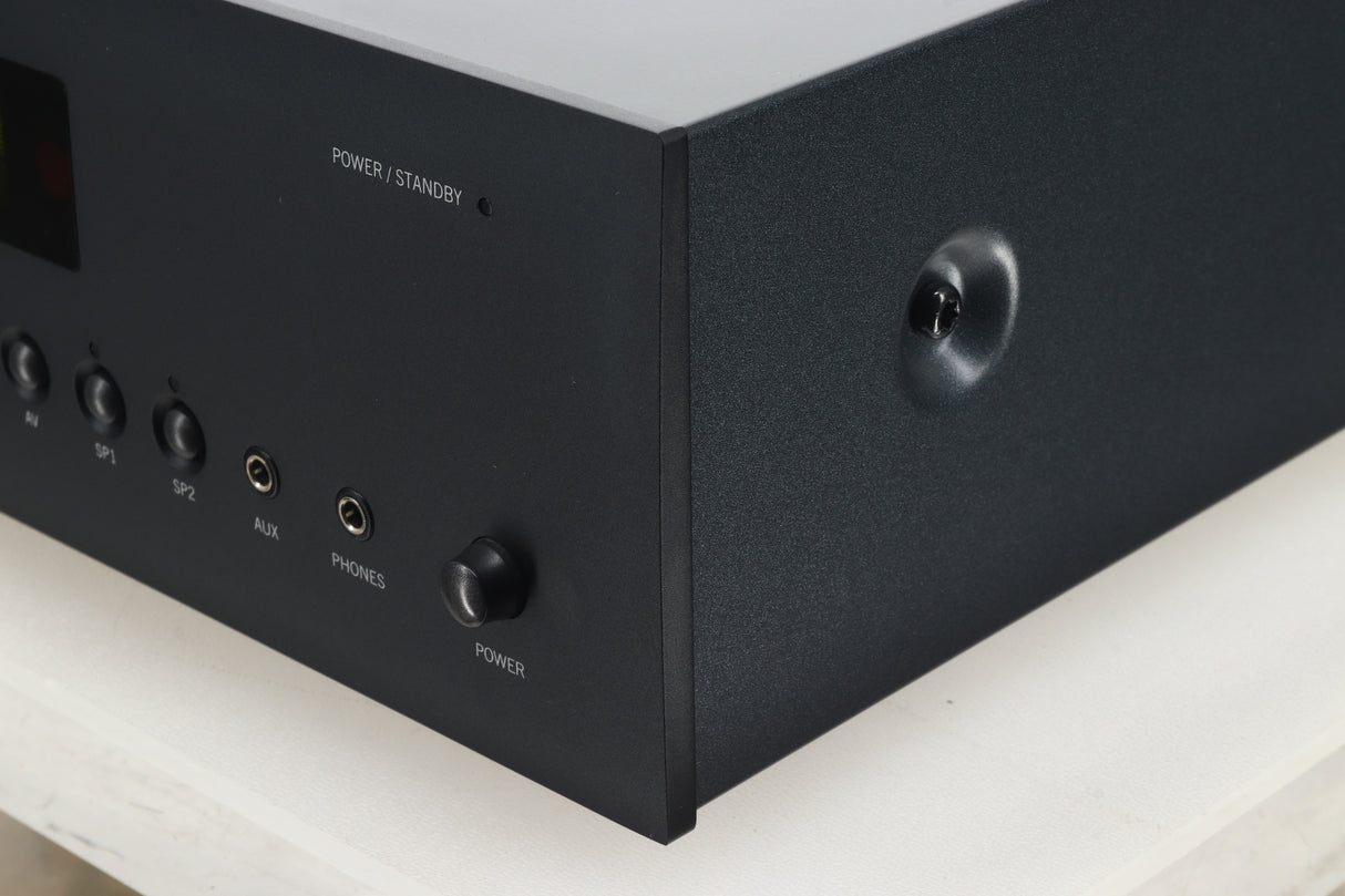 Arcam FMJ A39 Integrated Amplifier