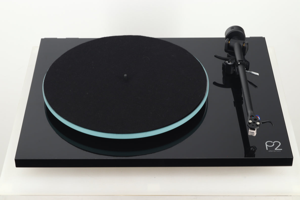 Rega Planar 2 Turntable - Black