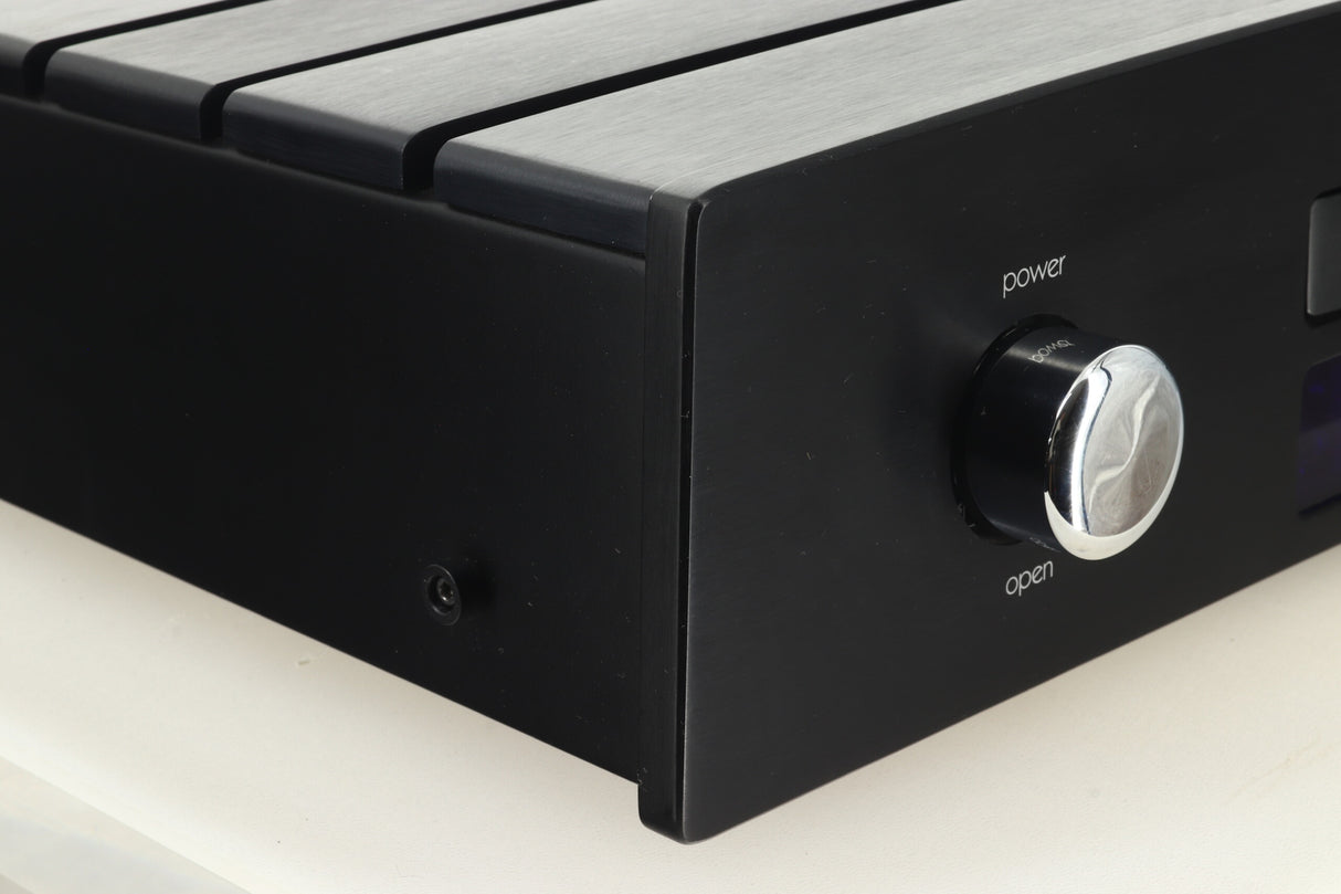 Opera Audio Consonance Reference CD 2.2 CD Player