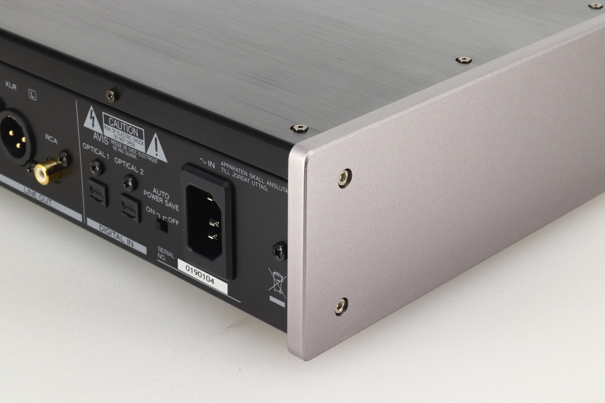 Teac UD-501 Digital Analogue Converter - Black