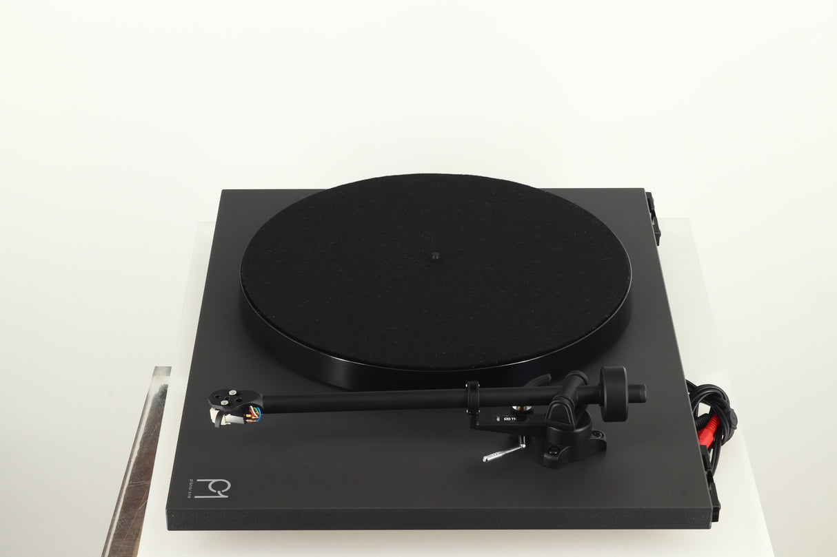 Rega Planar 1 Turntable - Black