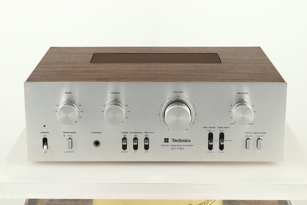 Technics SU-7100 Integrated Amplifier - Silver