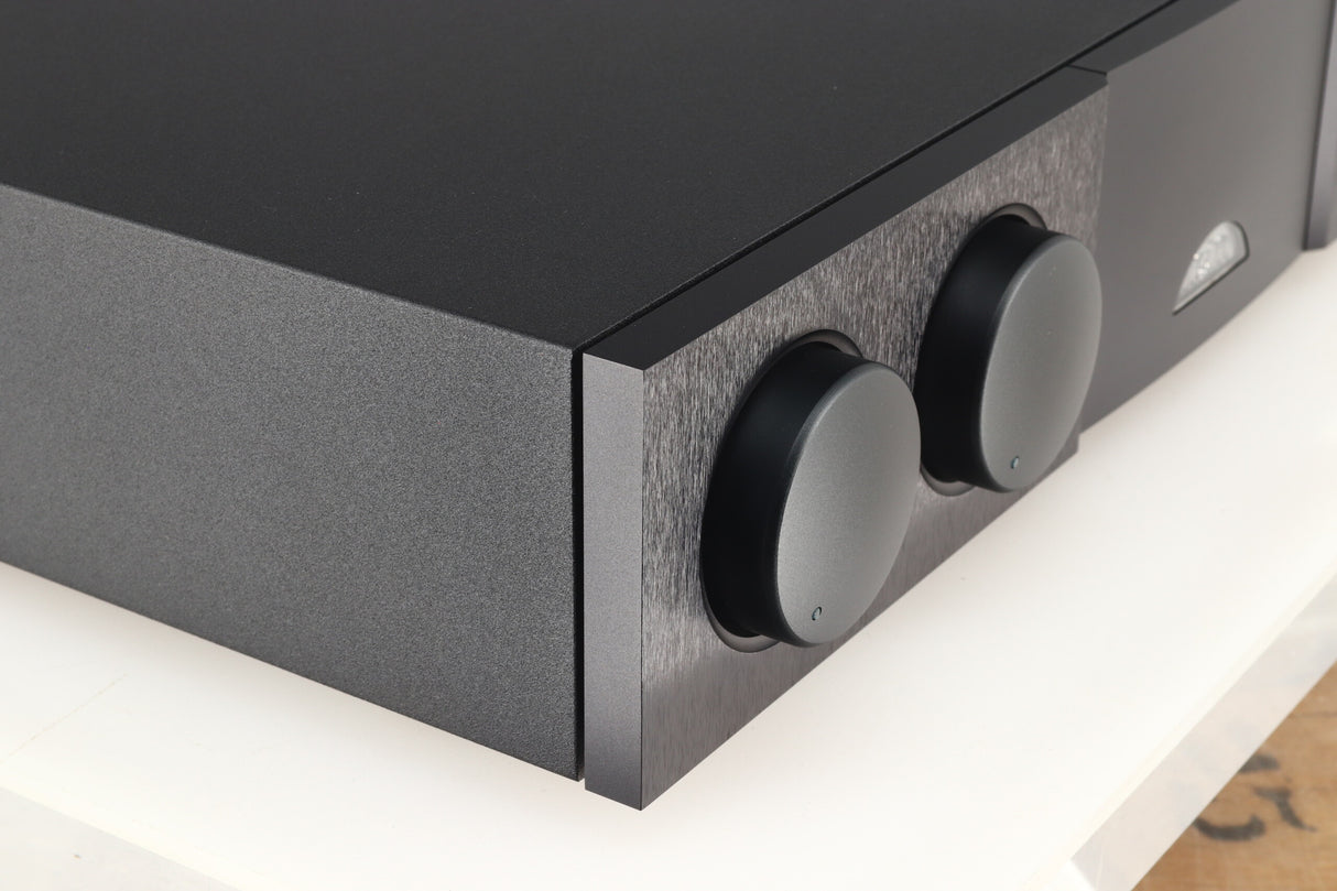 Naim NAC 252 Pre Amplifier (2015)