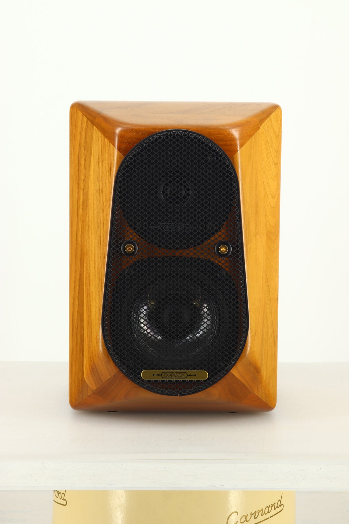 Diapason Karis Standmount Speakers - Walnut