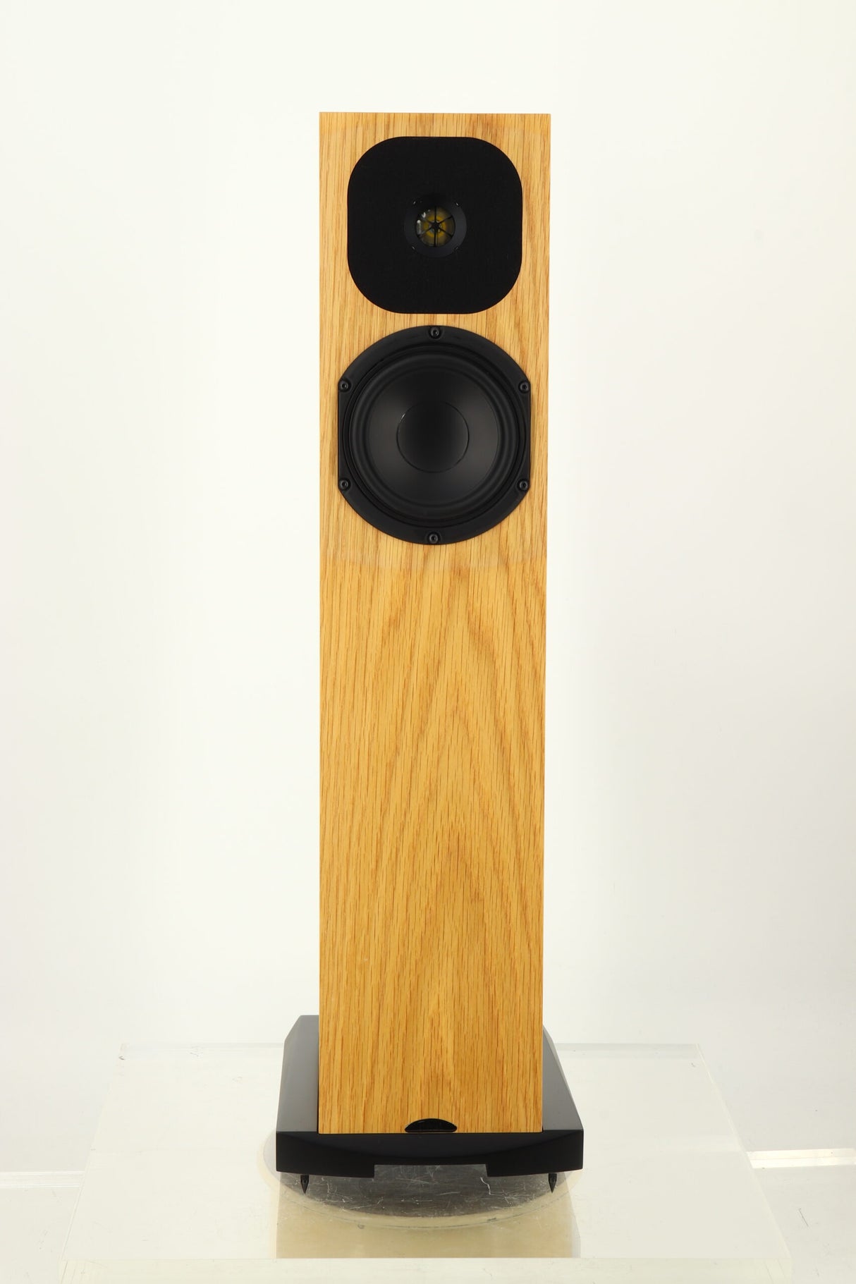 NEAT Acoustics Motive SE2 Floorstanding Speakers - Natural Oak