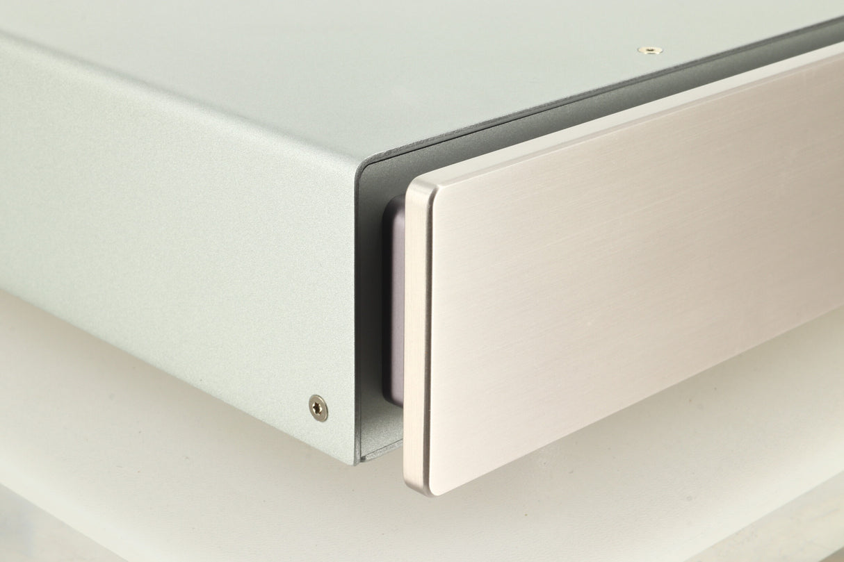 Primare R32 Phonostage - Silver