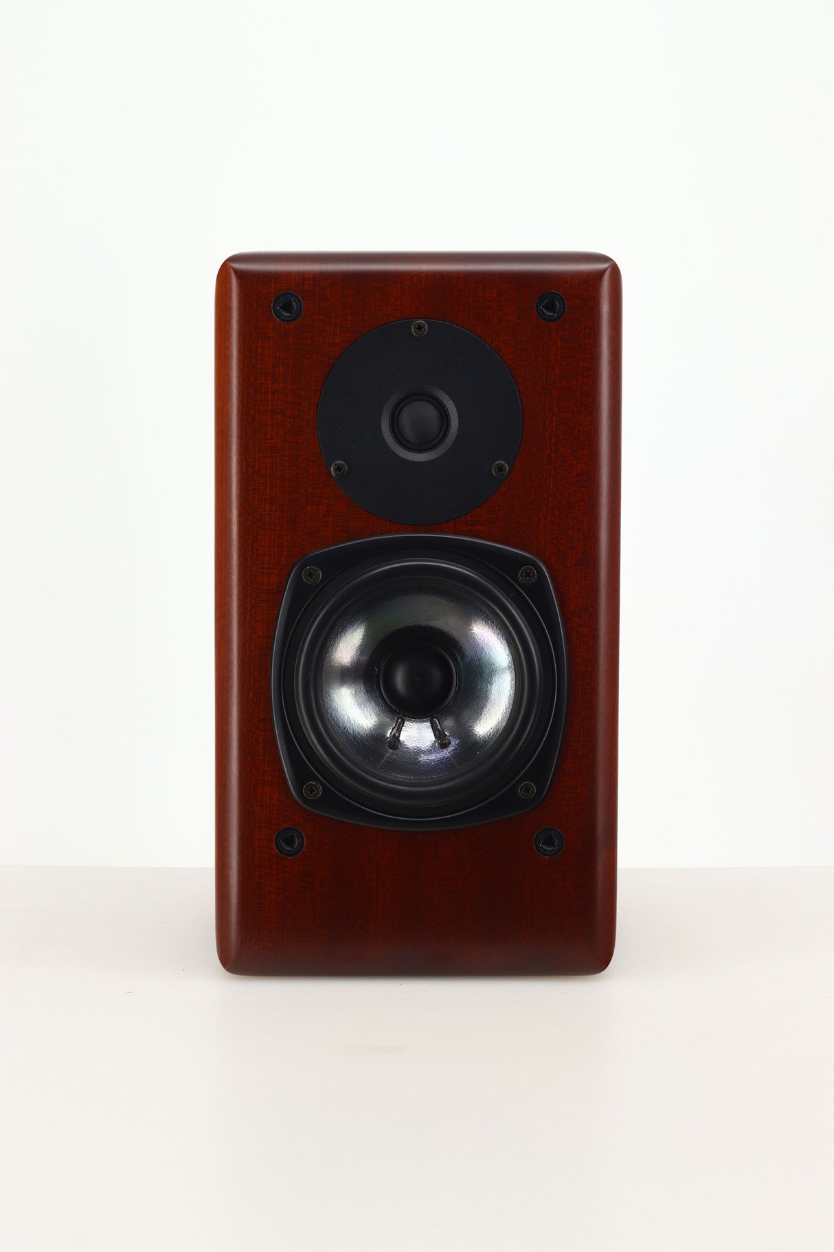 Opera 1.5 Standmount Speakers - Mogano Wood