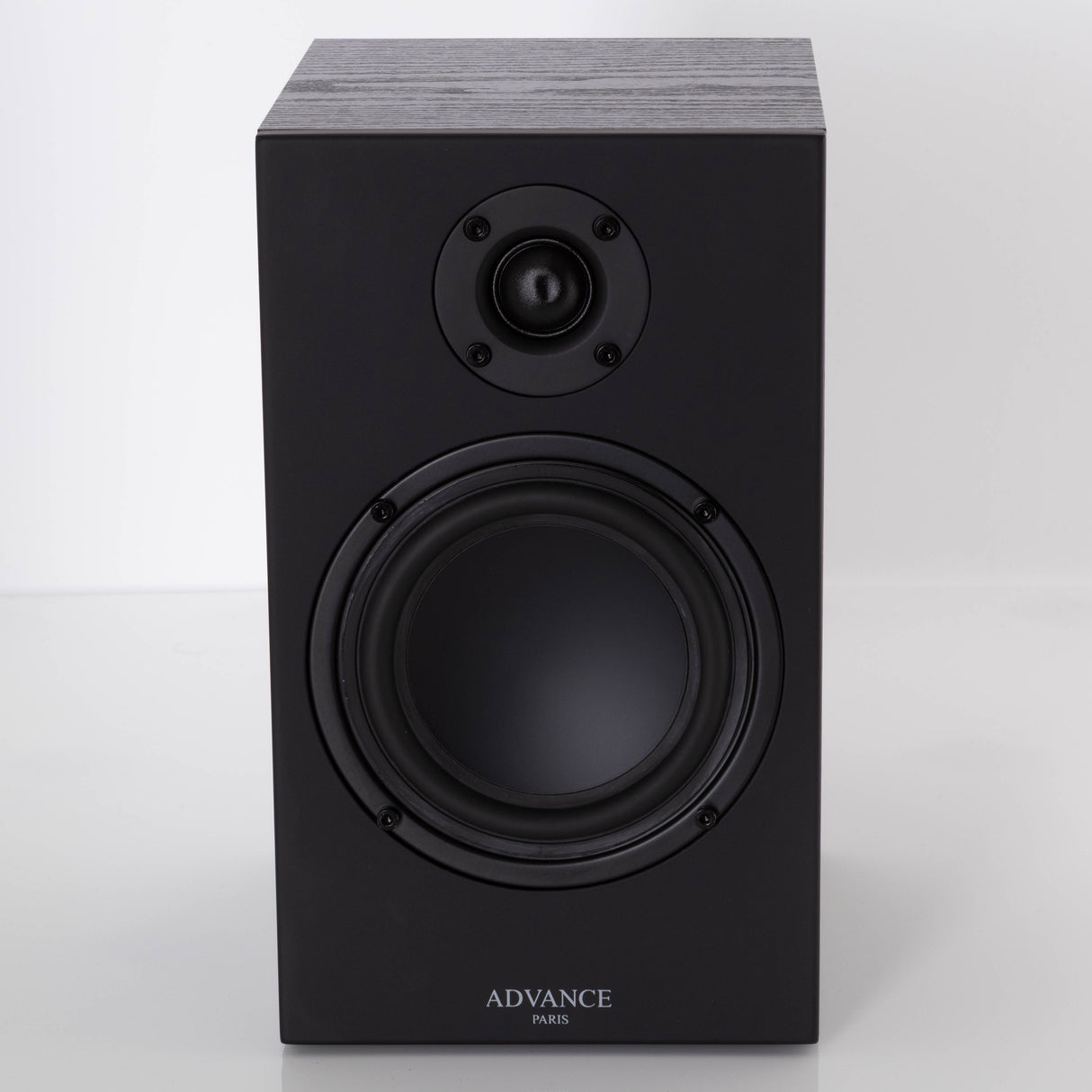Front view of a used Advanced Paris AIR 65 Wireless Speaker - Bluetooth Only in a Black finish