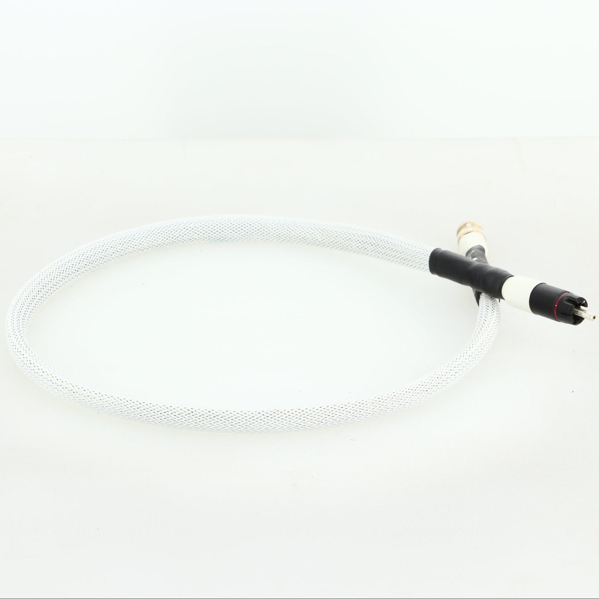 Left side view of a used AF Audio Silver Digital Interconnect Cable RCA-BNC 0.75m in a white finish