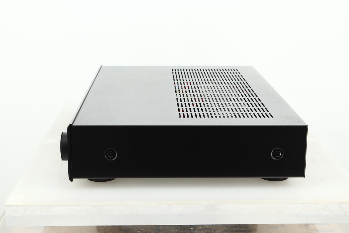 Side view of an Ex Demo AMC XIA50 Integrated Amplifier