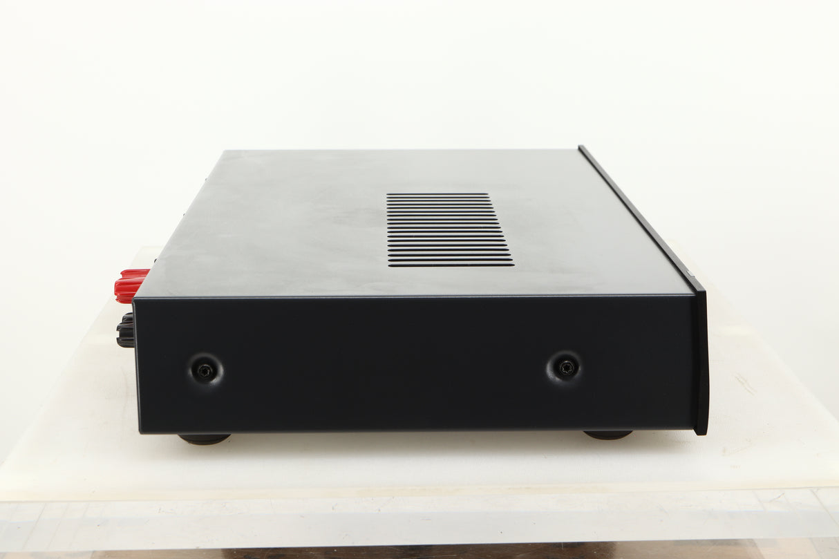 Side view of a used Arcam A19 Integrated Amplifier