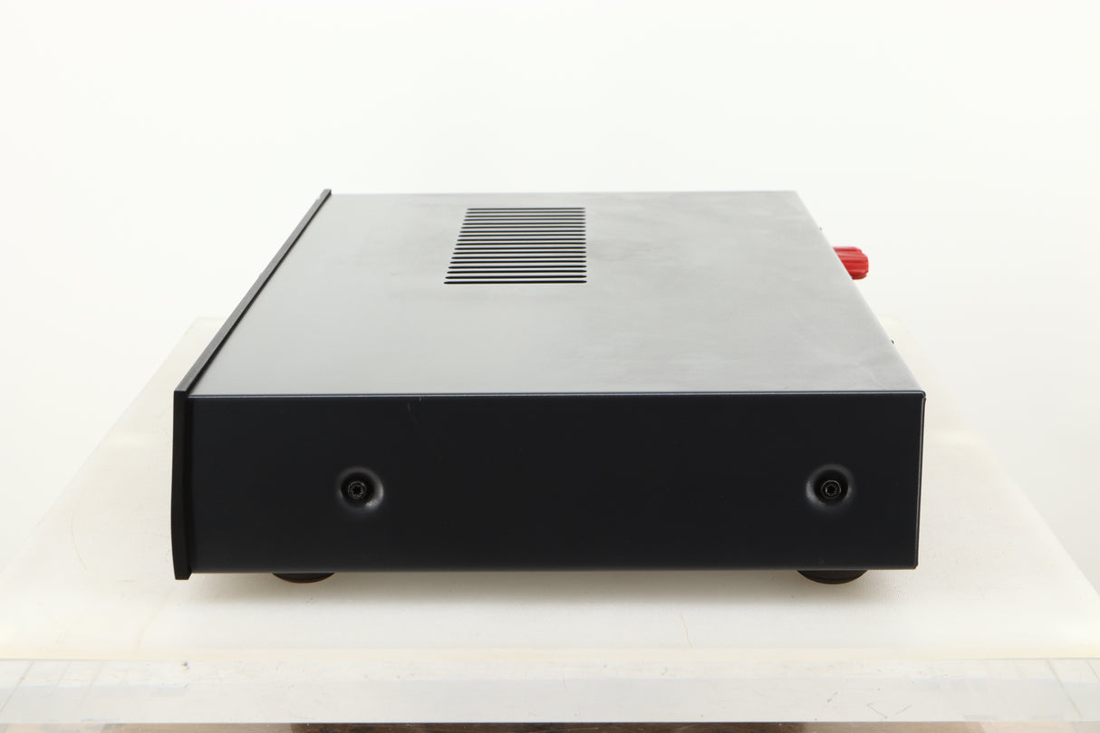 Side view of a used Arcam A19 Integrated Amplifier