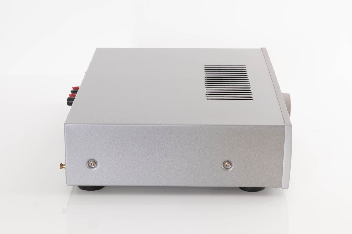 Arcam DiVA A85 Integrated Amplifier - Silver