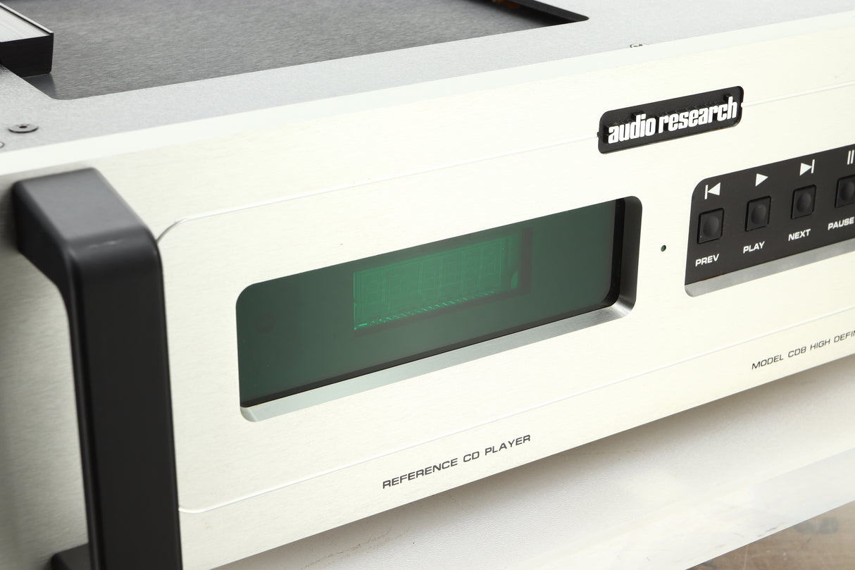 Display of a used Audio Research Reference CD8 CD Player in silver finish