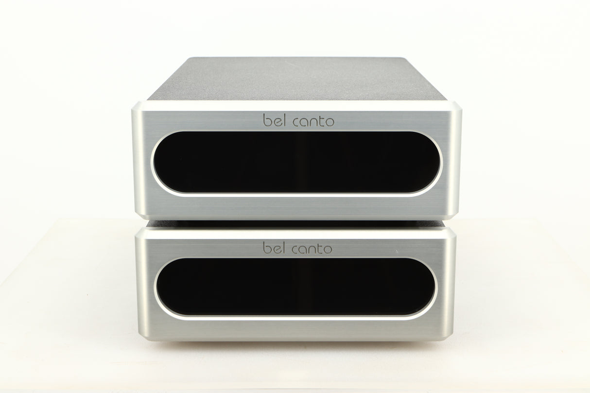 Front view of a used pair of Bel Canto REF600M Monoblock Power Amplifiers in Silver finish