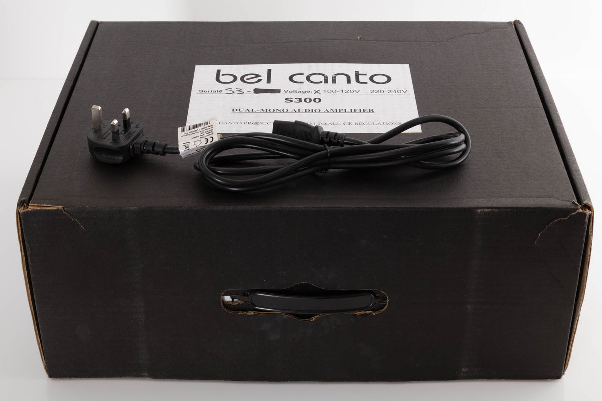 Box of a used Bel Canto S300 Power Amplifier with mains cable
