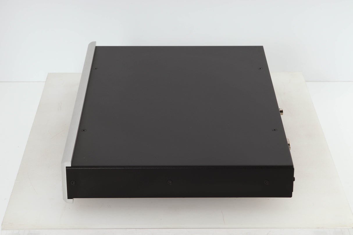 Side view of a used Bryston BDP-2 17" Digital Player