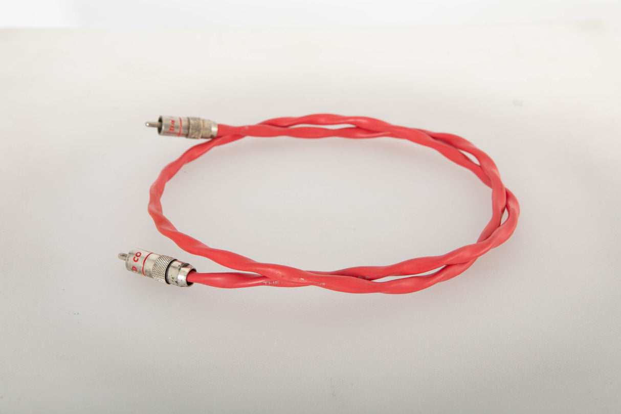 Side view of a used Chord Company Chorus 1.0m RCA-RCA Interconnect