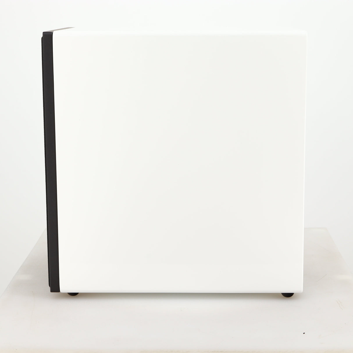 Right side view of a used Cyrus ONE Linear Standmount Speaker in a gloss white finish