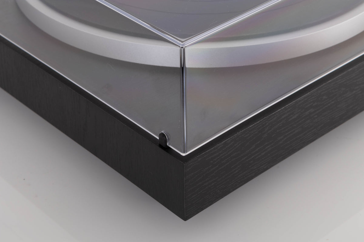 Front left corner view of a used Dual CS 529 Fully Automatic Bluetooth Turntable in Black finish