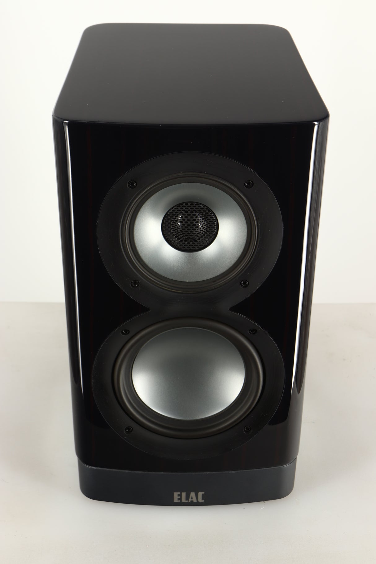 Top view of a used ELAC Navis B51 Active Standmount Speaker in Gloss Ebony Emara finish
