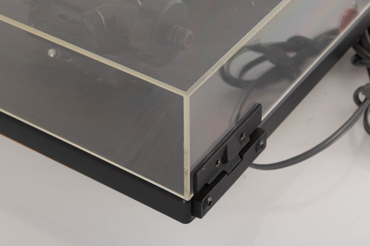 Rear right corner of a used Goldring GR1.2 Turntable