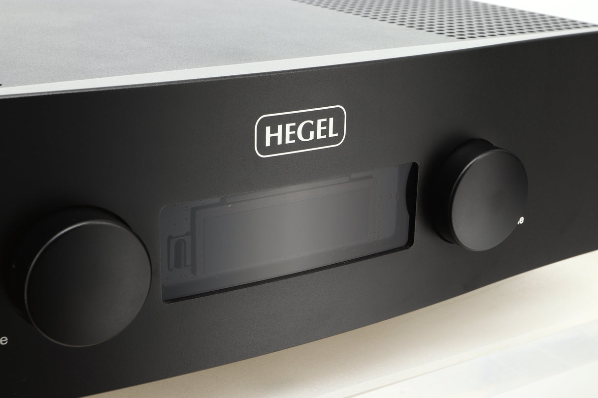 Close up view of the display of a used Hegel H400 Streaming Amplifier in Black finish