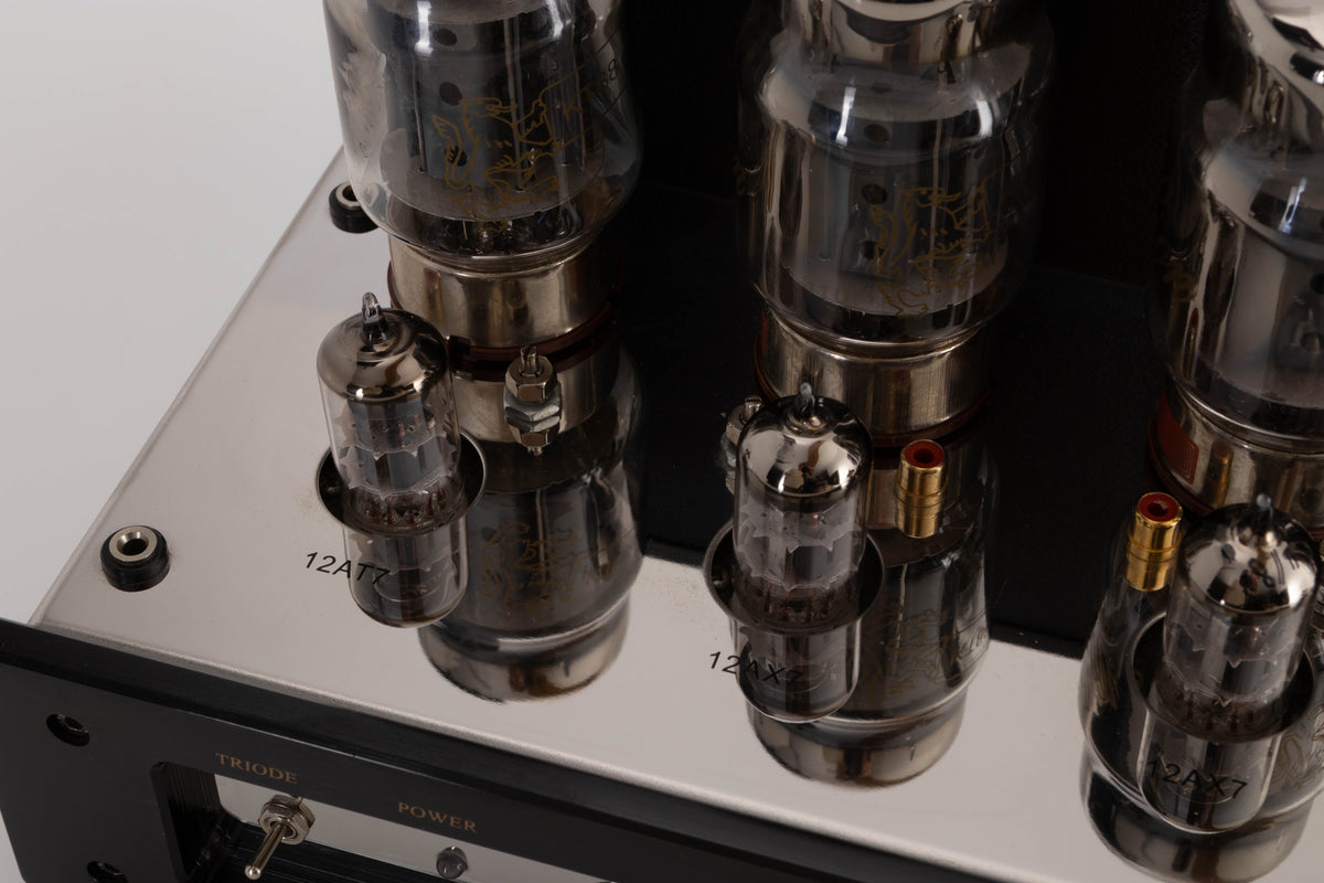 Close up view of a used Icon Audio Stereo 40i Integrated Valve Amplifier