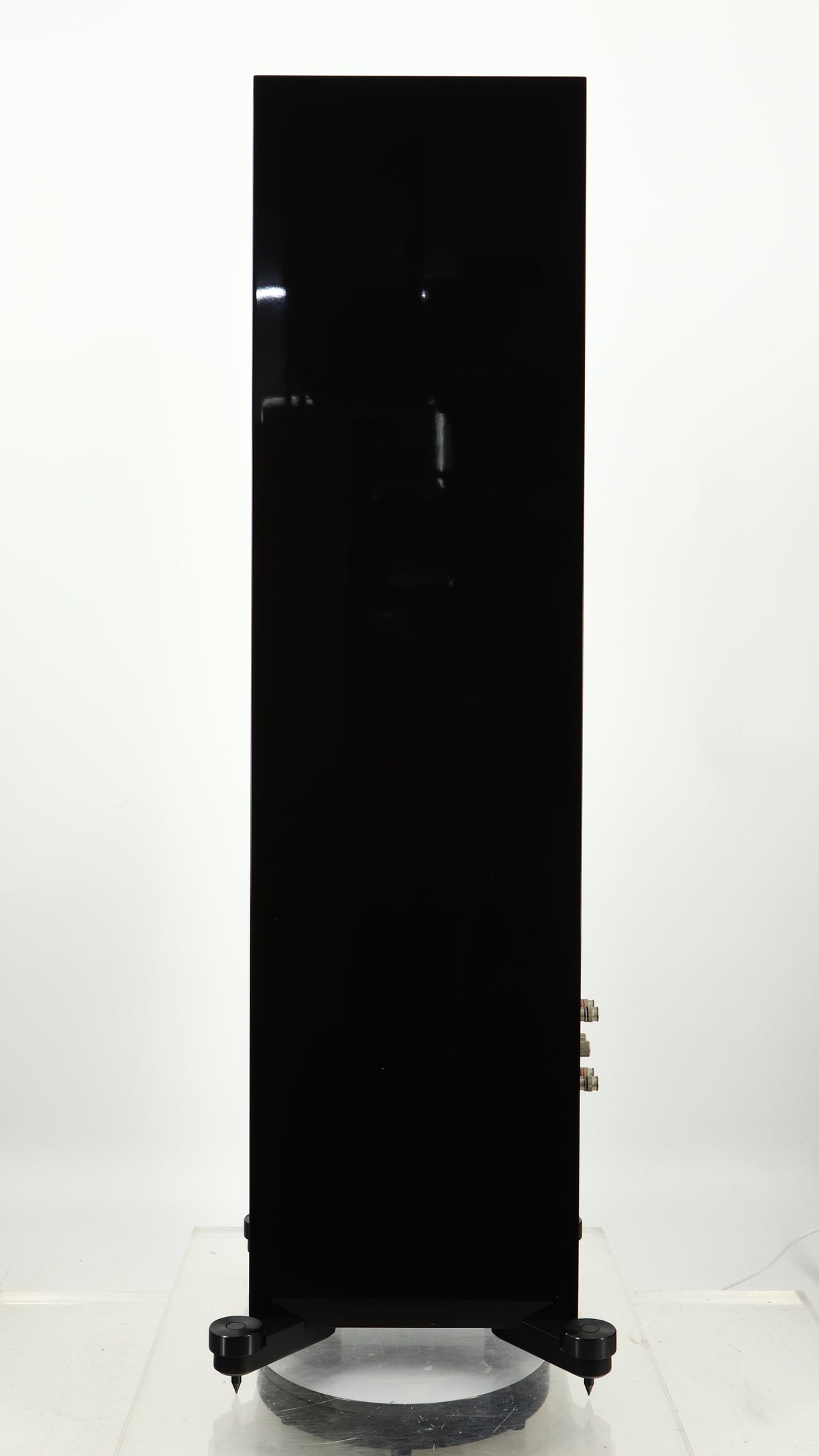 Right side view of a used KEF R500 Floorstanding Speaker in a gloss black finish