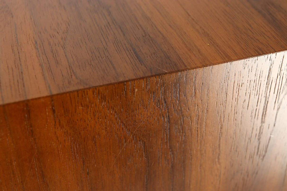 Close up view of a used Leak CDT CD Transport in Walnut finish