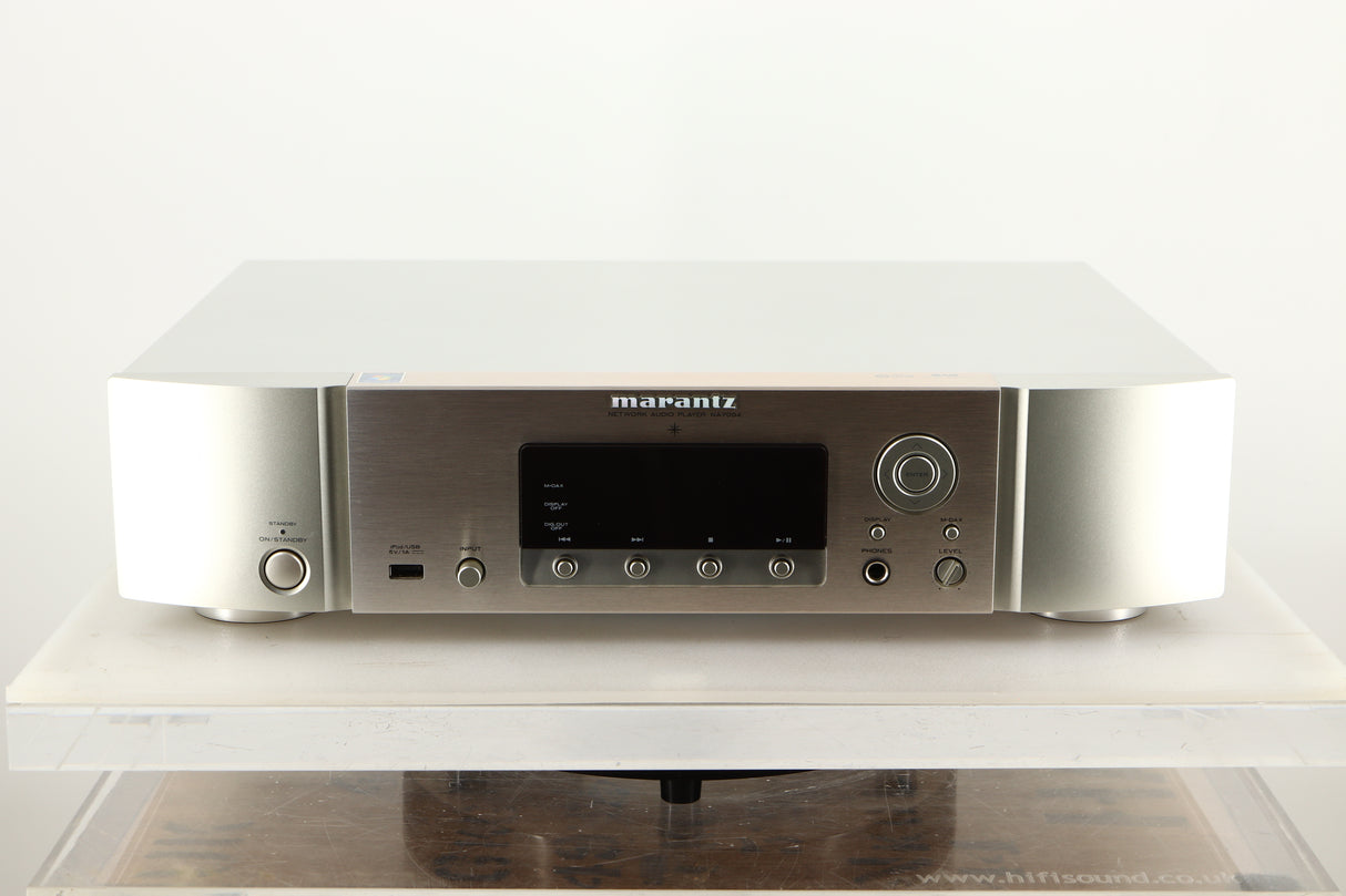 Front view of a used Marantz NA7004 Network Streamer in Silver finish