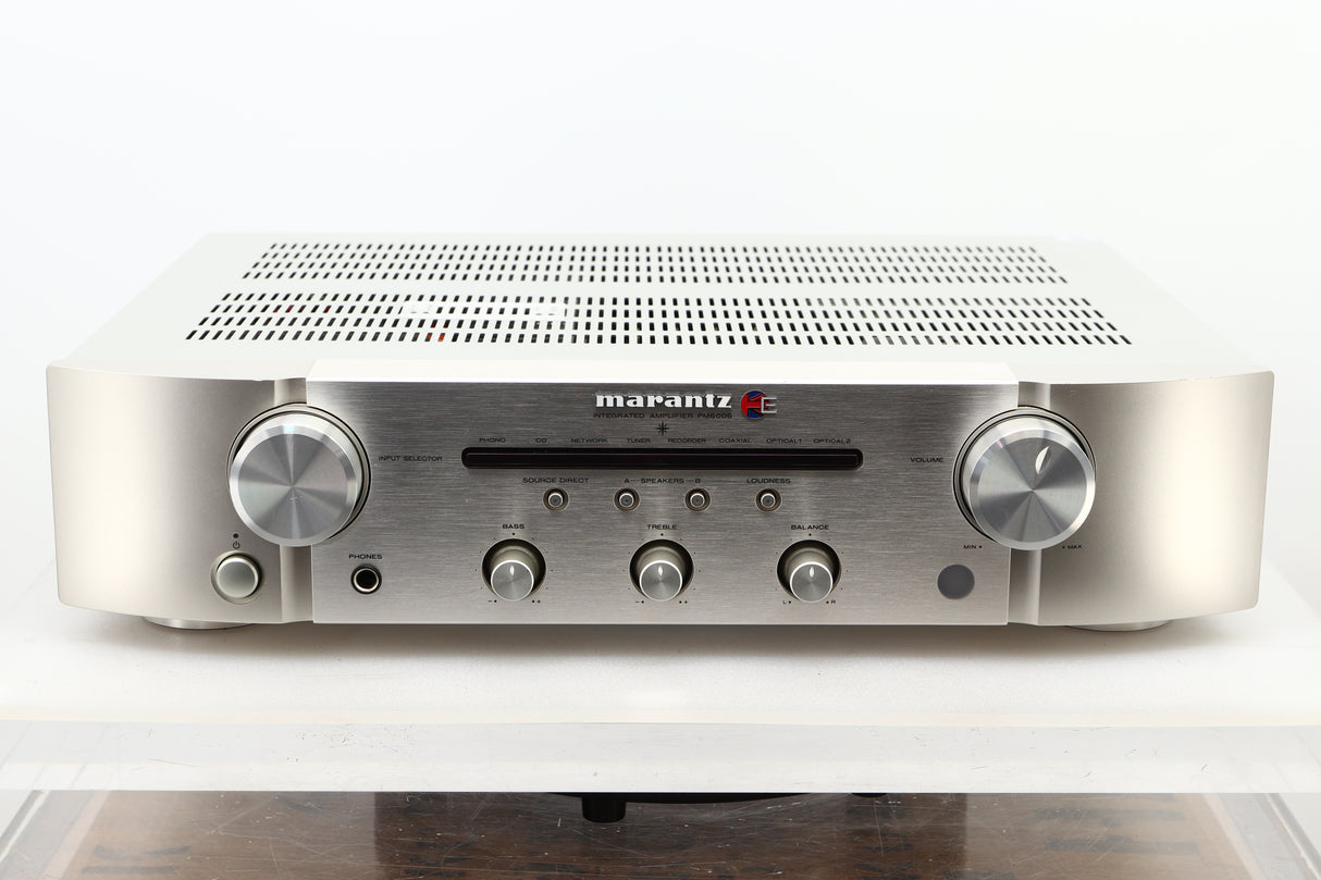 Front view of a used Marantz PM6006 UK Edition Integrated Amplifier in Silver finish