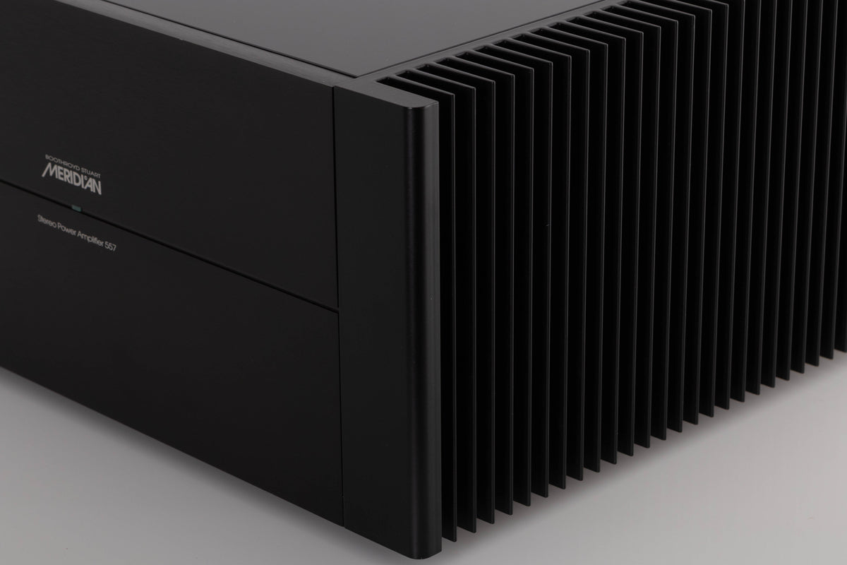 Front right corner view of a used Meridian 557 Stereo Power Amplifier