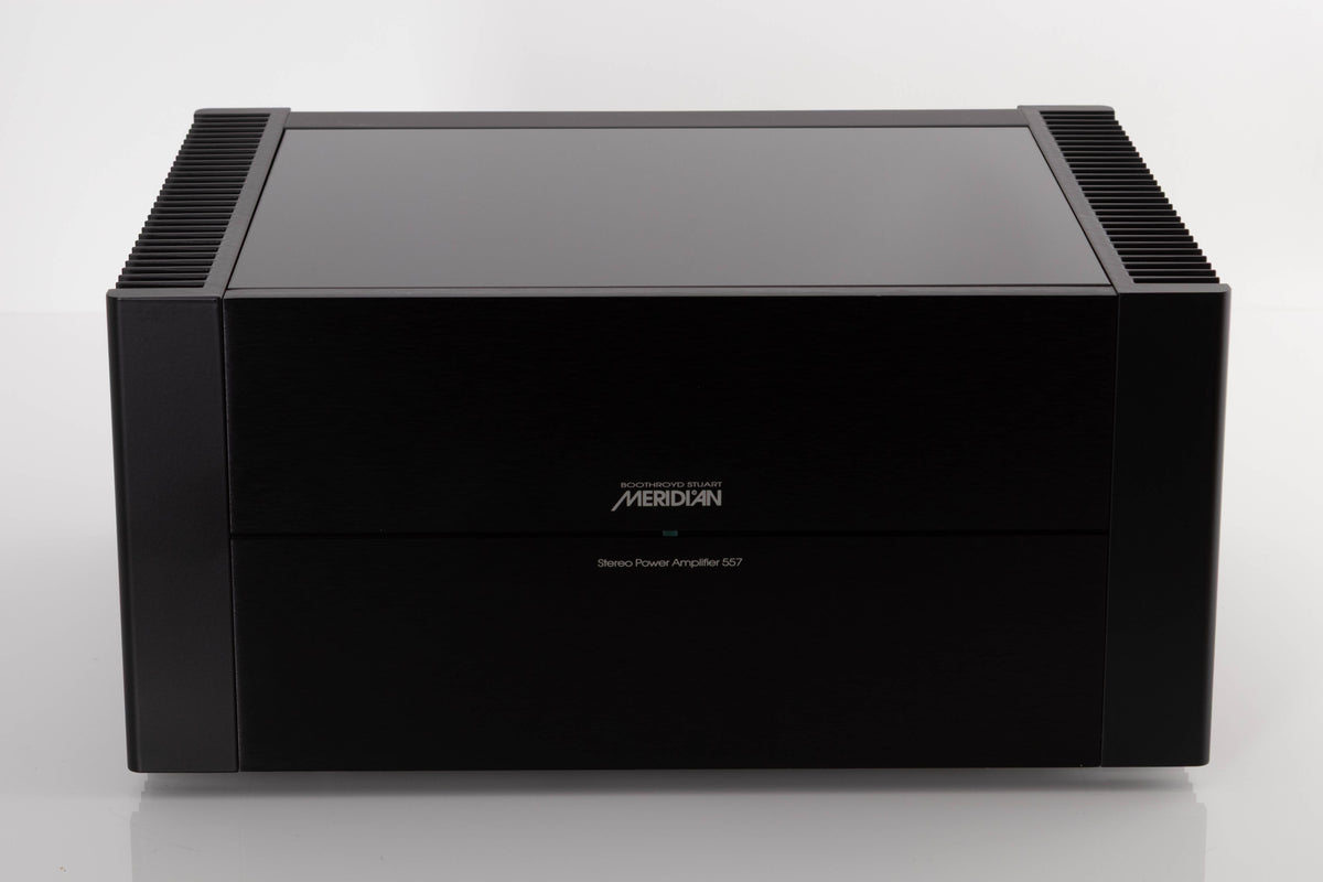 Front view of a used Meridian 557 Stereo Power Amplifier