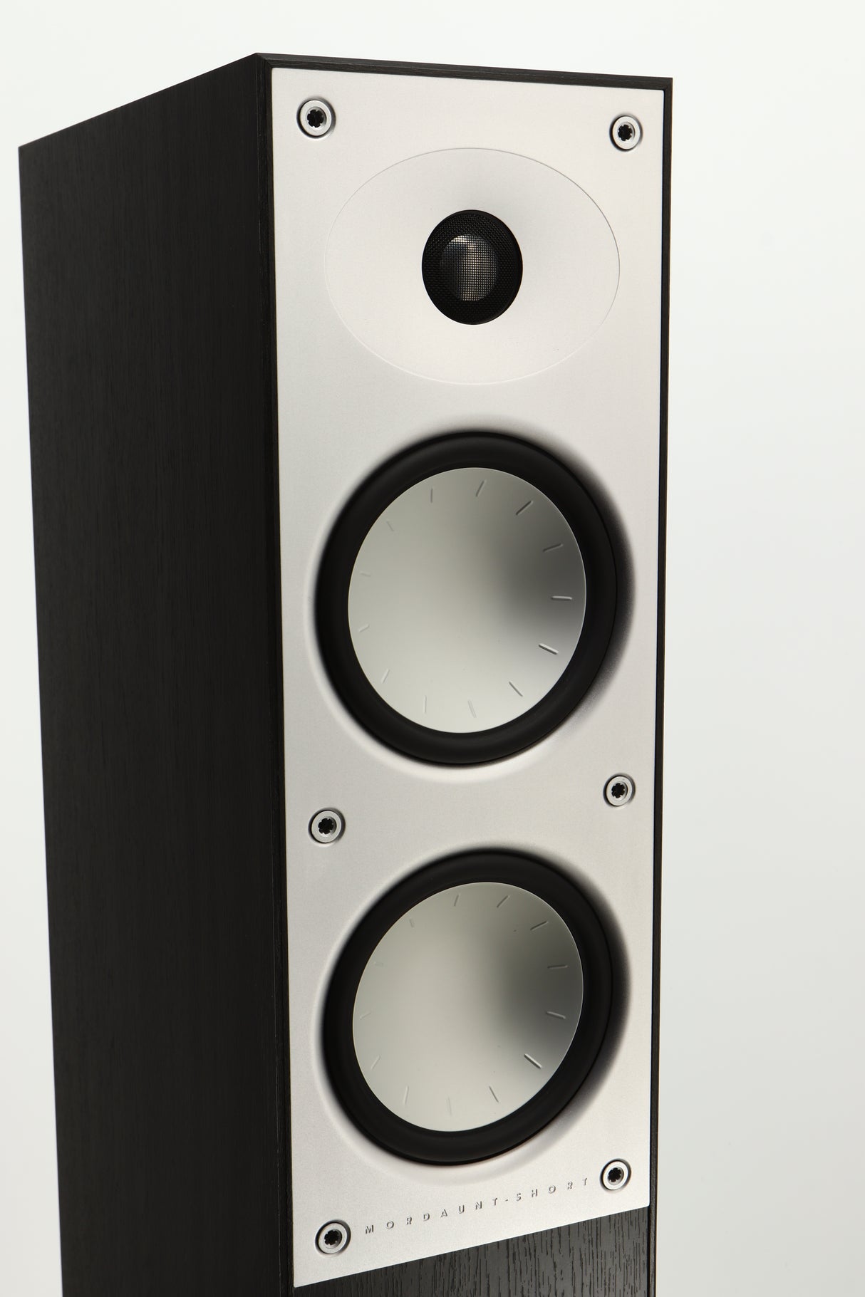 Close up view of a used Mordaunt Short Avant 908 Floorstanding Speaker in Black