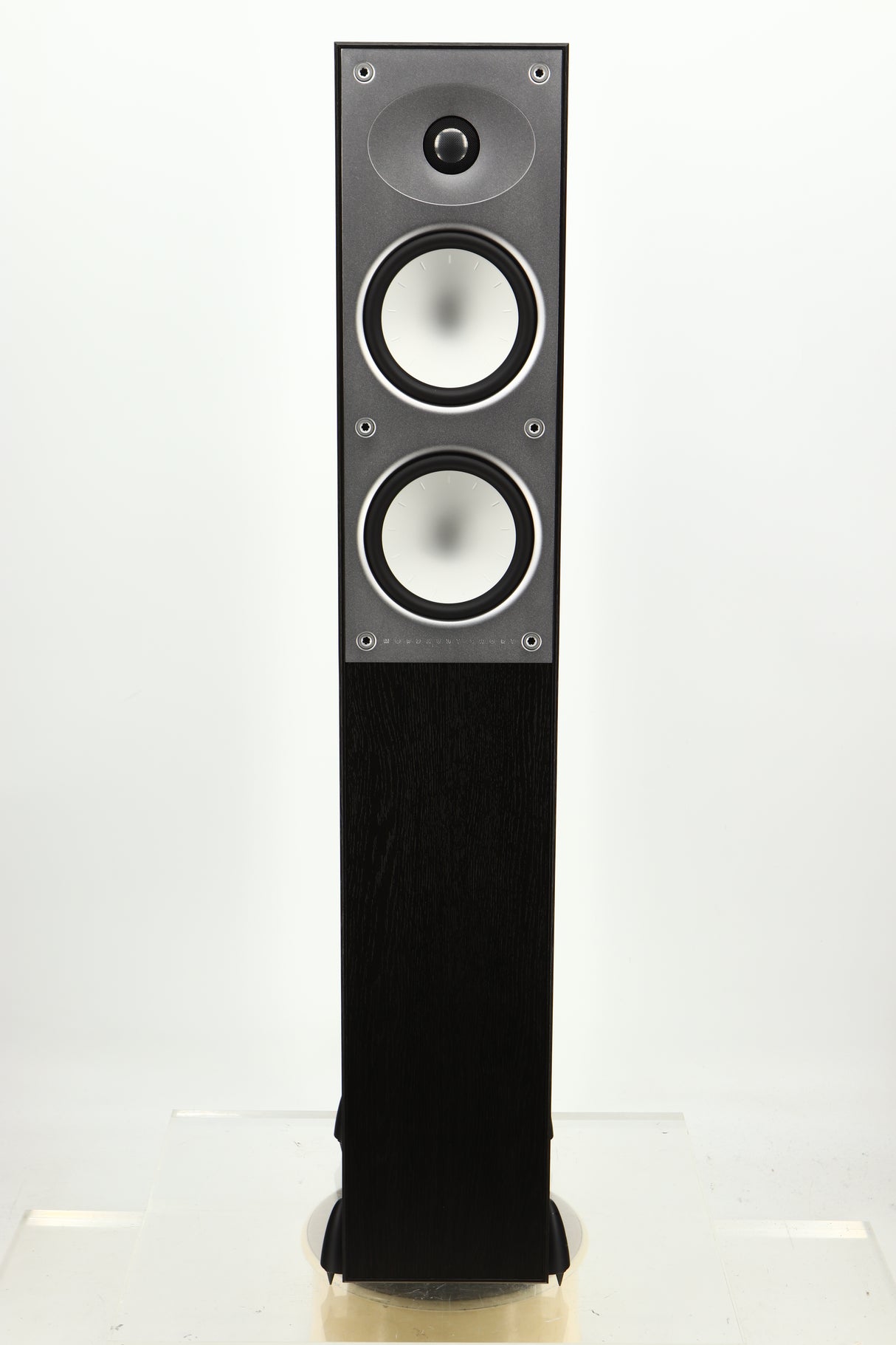 Front view of a used Mordaunt Short Avant 908 Floorstanding Speaker in Black