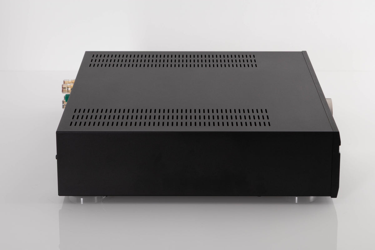 Side view of a used Musical Fidelity M3si Integrated Amplifier in Black