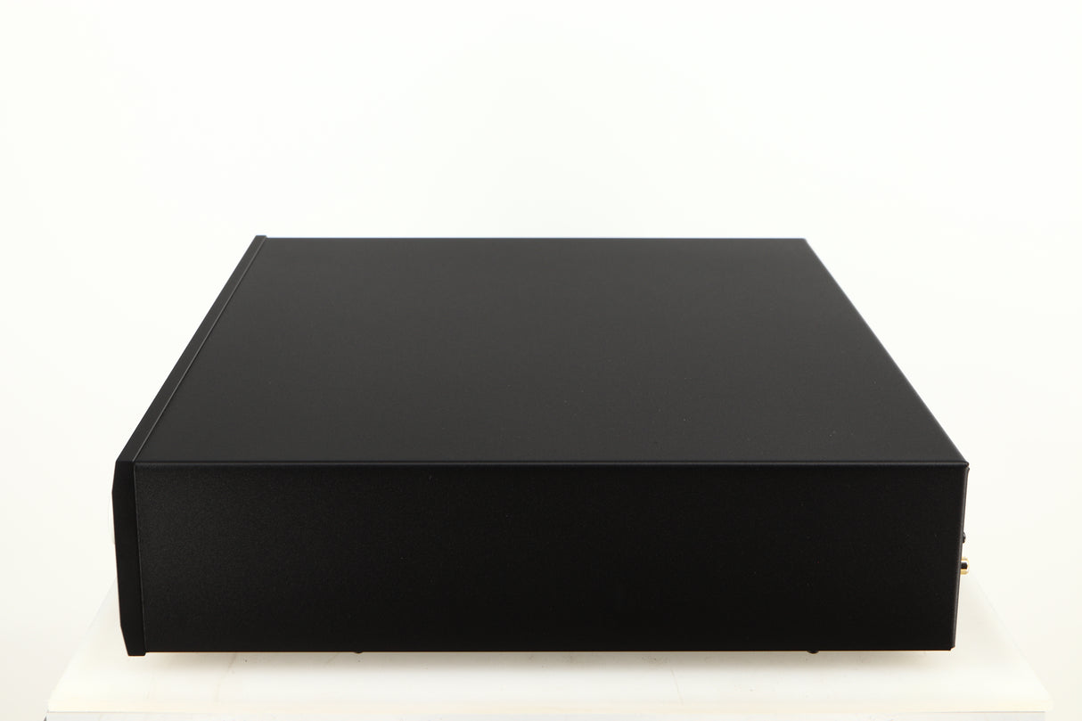 Right side view of a used Musical Fidelity M6X DAC in a black finish