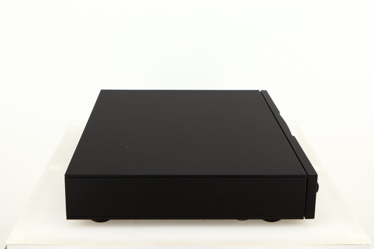 Left side view of a used Naim CD5i CD Player in a black finish