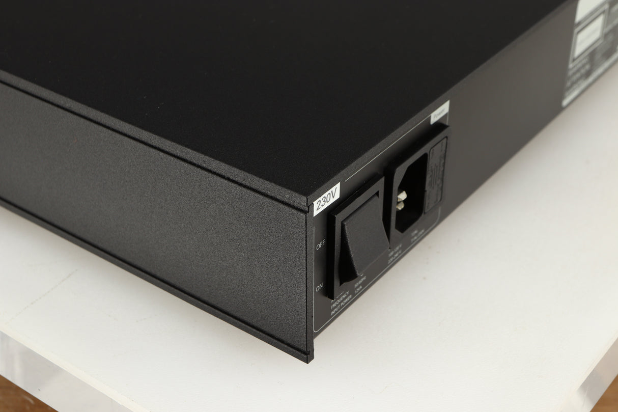 Rear right corner of a used Naim CD5i CD Player in a black finish