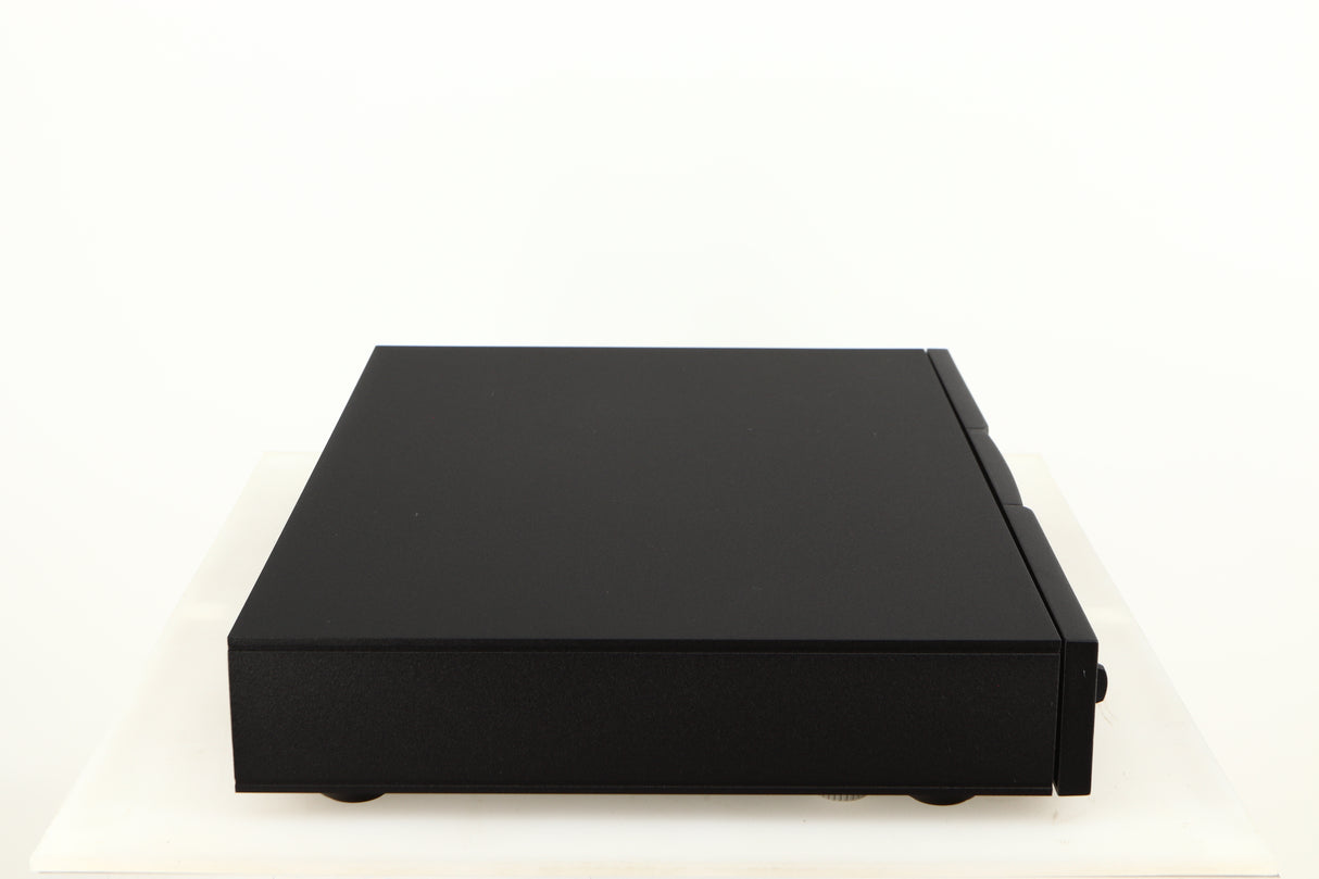Left side view of a used Naim CD5si CD Player in a black finish