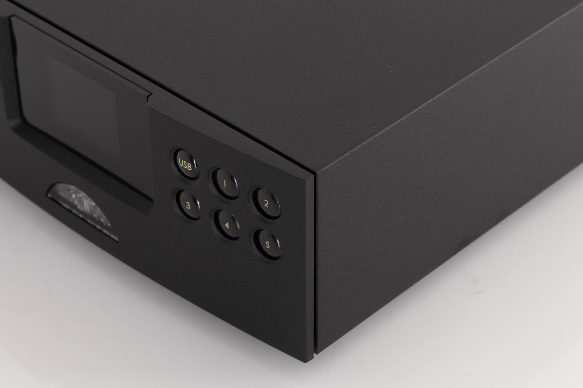 Front right corner of a used Naim DAC V-1 Digital Analogue Converter in a Black finish