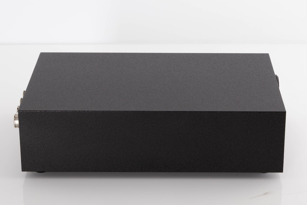 Left side view of a used Naim Hicap Power Supply in a Black finish