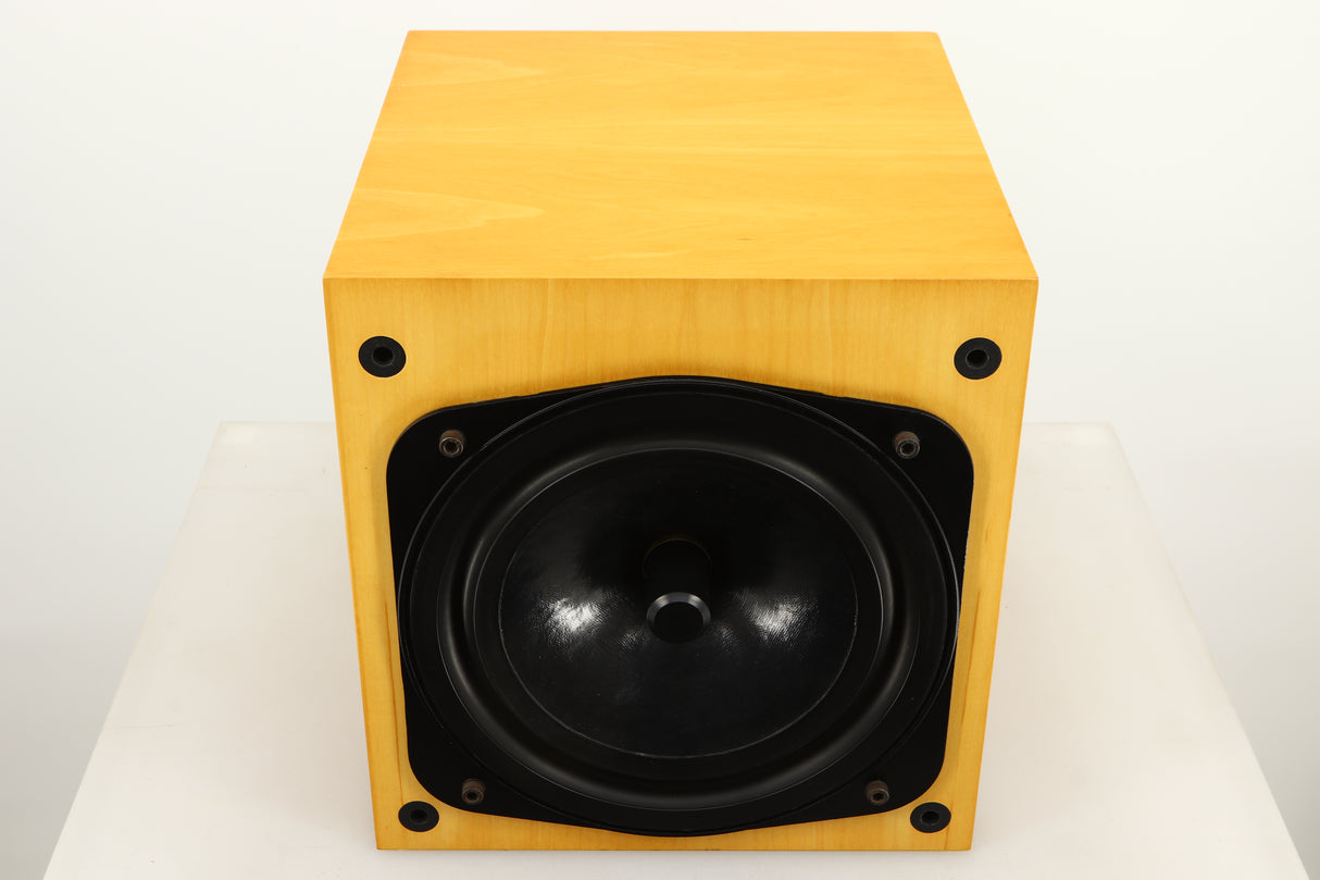 Top view of a used Naim Intro Head Unit with Driver in Maple finish
