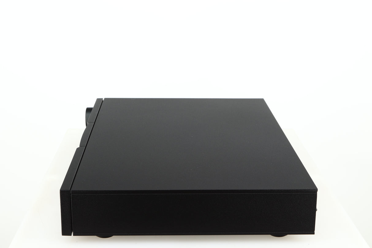 Right side view of a used Naim NAIT 5si Integrated Amplifier in a black finish